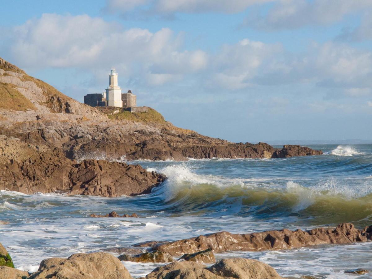 Luxury Property With Hot Tub And Sea Views Oystermouth Екстер'єр фото